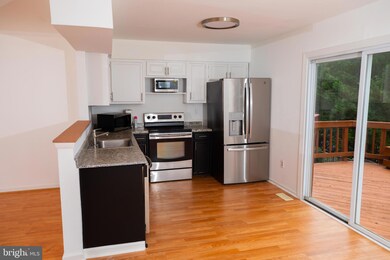 3550 Cherry Hill Ct, Beltsville, MD 20705 - photo 6