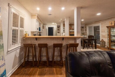 Dining Bar