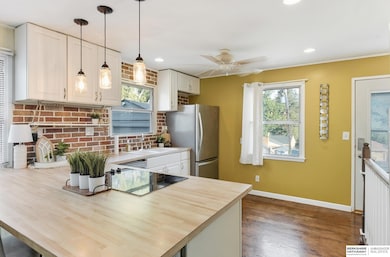 5618 Frederick St, Omaha, NE 68106 - photo 3