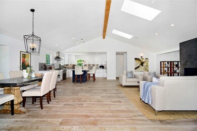 5043 Dumont Place, Woodland Hills, CA 91364 - photo 4