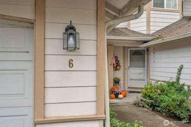 22638 44th Ave W unit 6, Mountlake Terrace, WA 98043 - photo 3