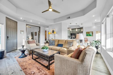 Beautiful & bright with 10' ceilings