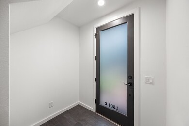 1801 Oneil St unit C, Houston, TX 77019 - photo 5