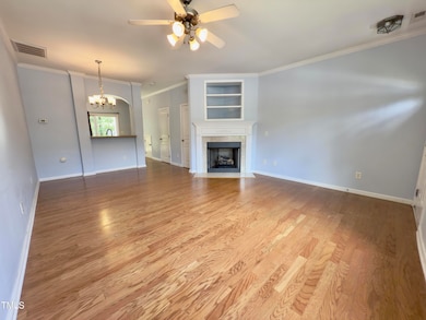 3_photo-358-red-elm-drive