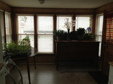 Eat-In Kitchen nook