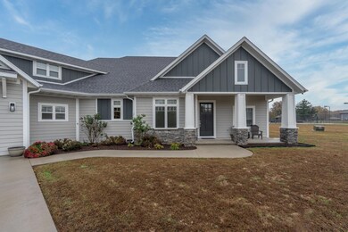 2185 W Hicks Rd, Nixa, MO 65714 - photo 3