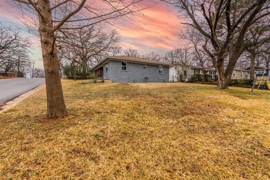 3001 S Scullin Ave, Denison, TX 75020 - photo 2