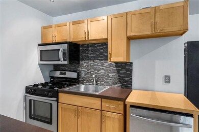 600 E 8th St unit 2M, Kansas City, MO 64106 - photo 5