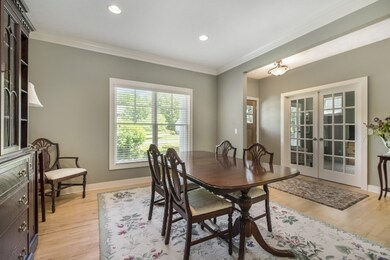 3663HuntersWayDrSE-5