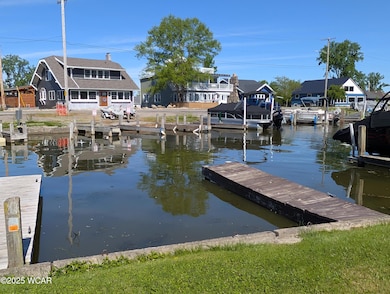 Dock