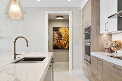 Saltaire unit 1002, St. Petersburg, FL 33701 - photo 6