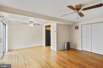 392 West Ct unit 2B, Glen Burnie, MD 21061 - photo 7