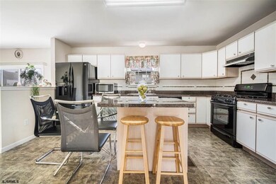 390 S Holly Ave, Galloway, NJ 08205 - photo 4