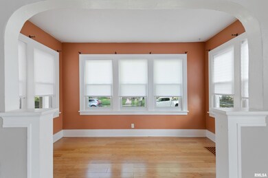 2019 43rd St, Rock Island, IL 61201 - photo 4