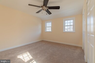 8452 Oakleigh Rd, Parkville, MD 21234 - photo 4