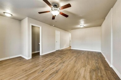 2620 W Walker St unit A, Denison, TX 75020 - photo 3
