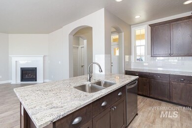 6110 E Mayfield Dr, Nampa, ID 83687 - photo 2