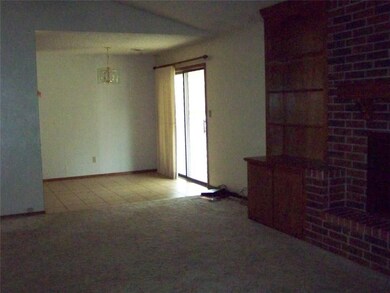 3109 Woodside Dr, Ardmore, OK 73401 - photo 4