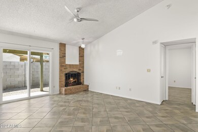 1590 W Curry Dr unit 6, Chandler, AZ 85224 - photo 5