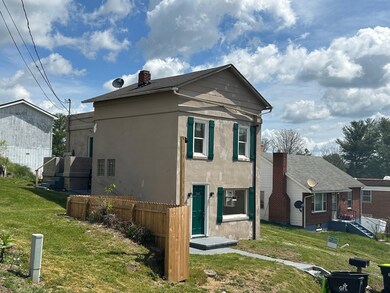 238 3rd St NW, Pulaski, VA 24301 - photo 4