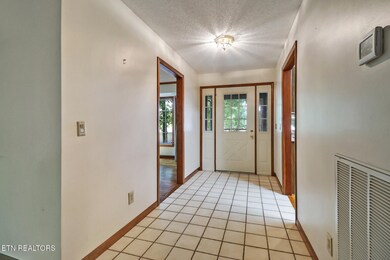 143 Sugarbush Cir, Crossville, TN 38558 - photo 6