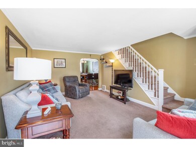 1061 Tremont Dr, Glenolden, PA 19036 - photo 4