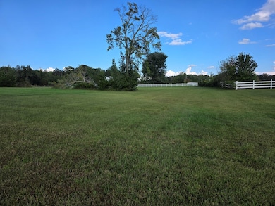 1098 Fawn Dr, Cookeville, TN 38501 - photo 2