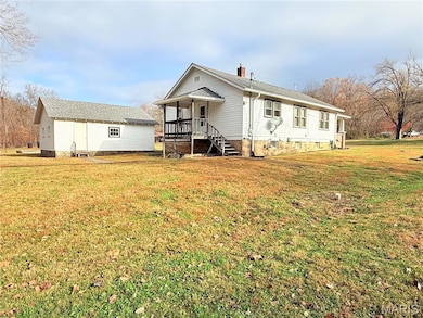 301 N Bogy, Pilot Knob, MO 63663 - photo 2