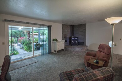 329 Branstetter Ln, Redding, CA 96001 - photo 2