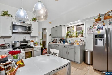 1110 Hampton Place, Elizabeth, NJ 07201 - photo 5