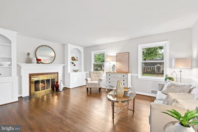 8411 Crown Place, Alexandria, VA 22308 - photo 7