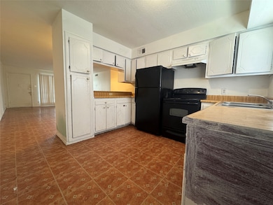 Refrigerator included