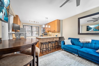 305 E 40th St unit 3-X, New York, NY 10016 - photo 5