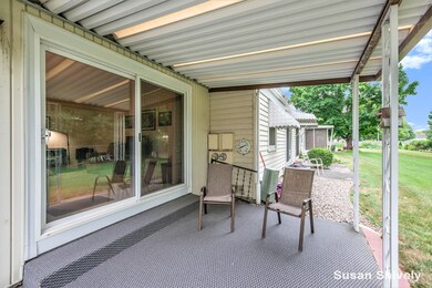 1012VillageLn-4