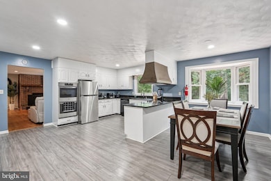 8304 Mariner Ct, Gaithersburg, MD 20882 - photo 6