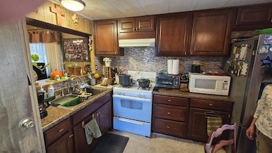 1565 W Arrow Hwy unit spc c-08, Upland, CA 91786 - photo 4