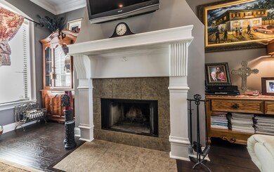 Living Room 4