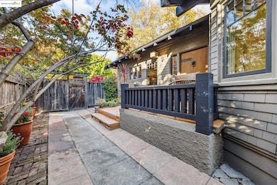 2636 Alcatraz Ave, Berkeley, CA 94705 - photo 4