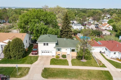 908 N 14th St MLS-5
