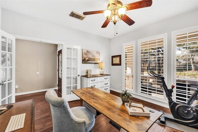 Light & Bright home office