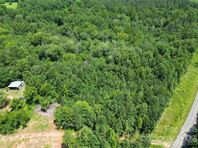 961 River Hill Rd, Statesville, NC 28625 - photo 2