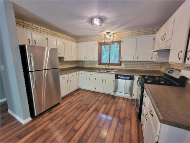 Open and spacious kitchen!