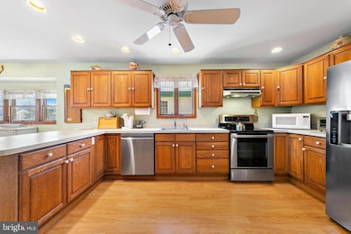 13 E Jeanette Ave, Beach Haven, NJ 08008 - photo 4