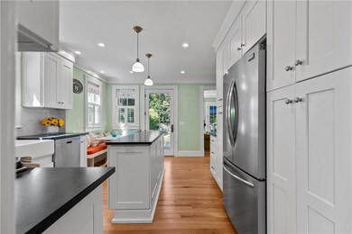 42 Third St, Newport, RI 02840 - photo 5