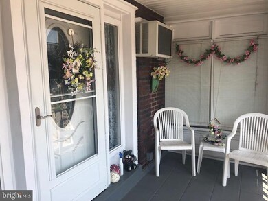 2818 Gillingham St, Philadelphia, PA 19137 - photo 2