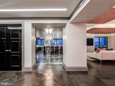 The Ritz-Carlton Residences, Baltimore, MD 21230 - photo 5