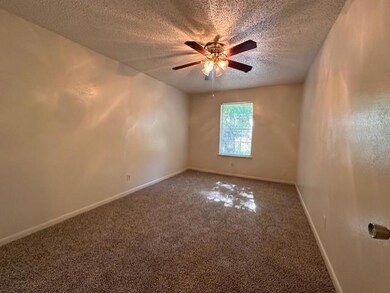 1907 Starling Ct, Cleburne, TX 76033 - photo 6