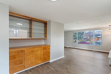 325 E Chimes View Cir, Ogden, UT 84405 - photo 5