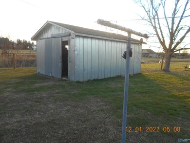 Storage bldg with power