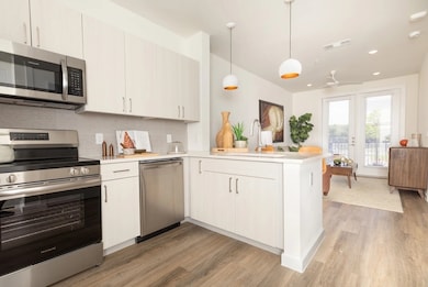 1690 North Loop unit 318, Houston, TX 77009 - photo 4